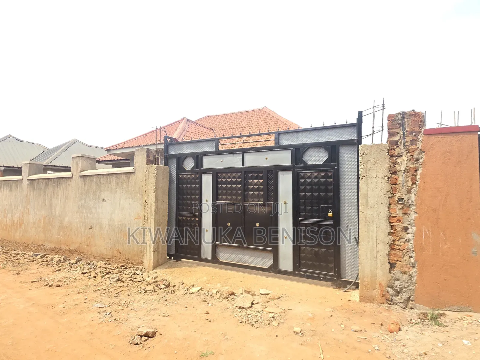 3bdrm House in Bulenga, Central Division for sale in Central Division