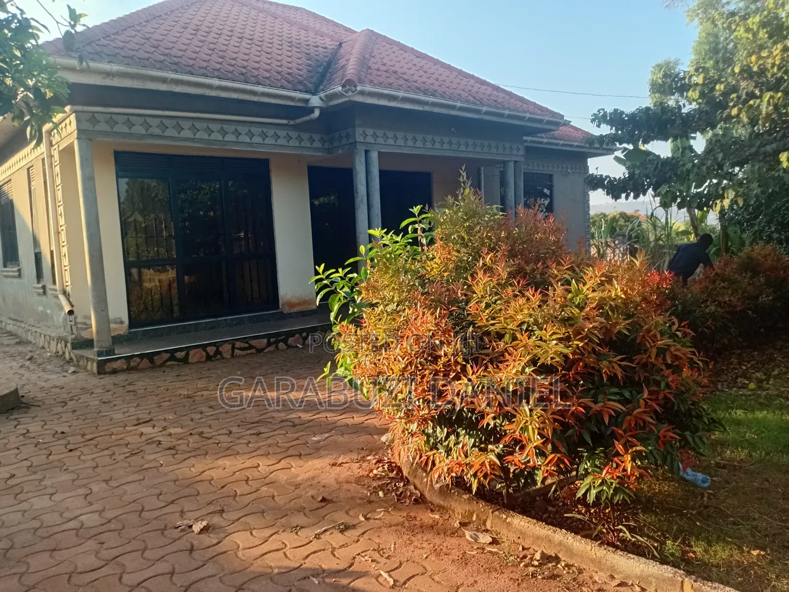 3bdrm House in Ssisa for sale in Ssisa