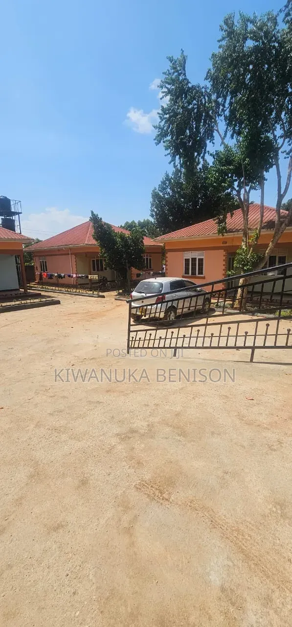 2bdrm Apartment in Kitende, Central Division for sale in Central Division