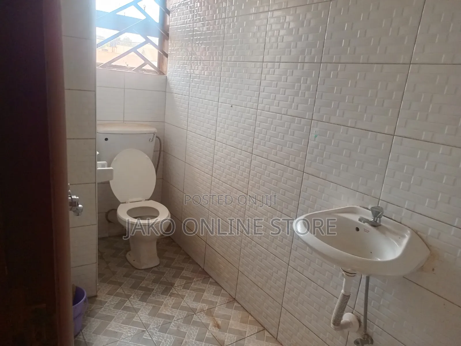 1bdrm Room & Parlour in Namugona, Rubaga for rent in Rubaga