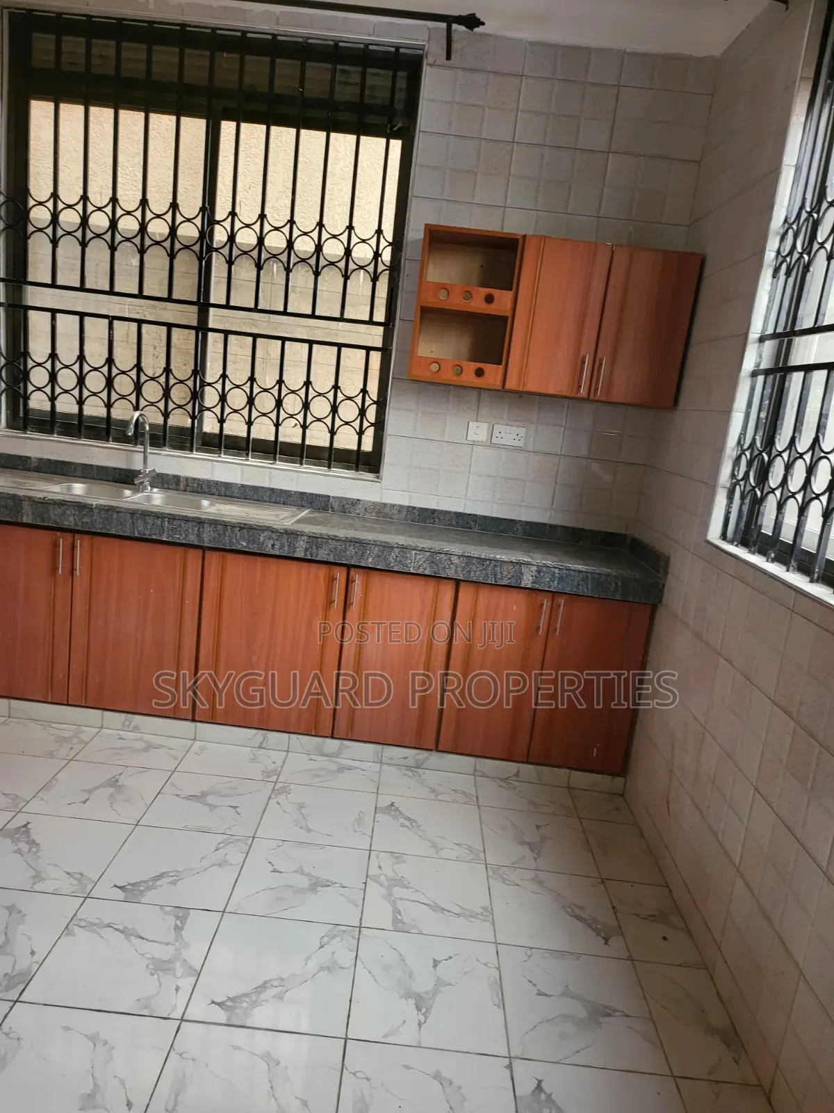 5bdrm Mansion in Bunga Kalungu, Central Division for rent in Central Division