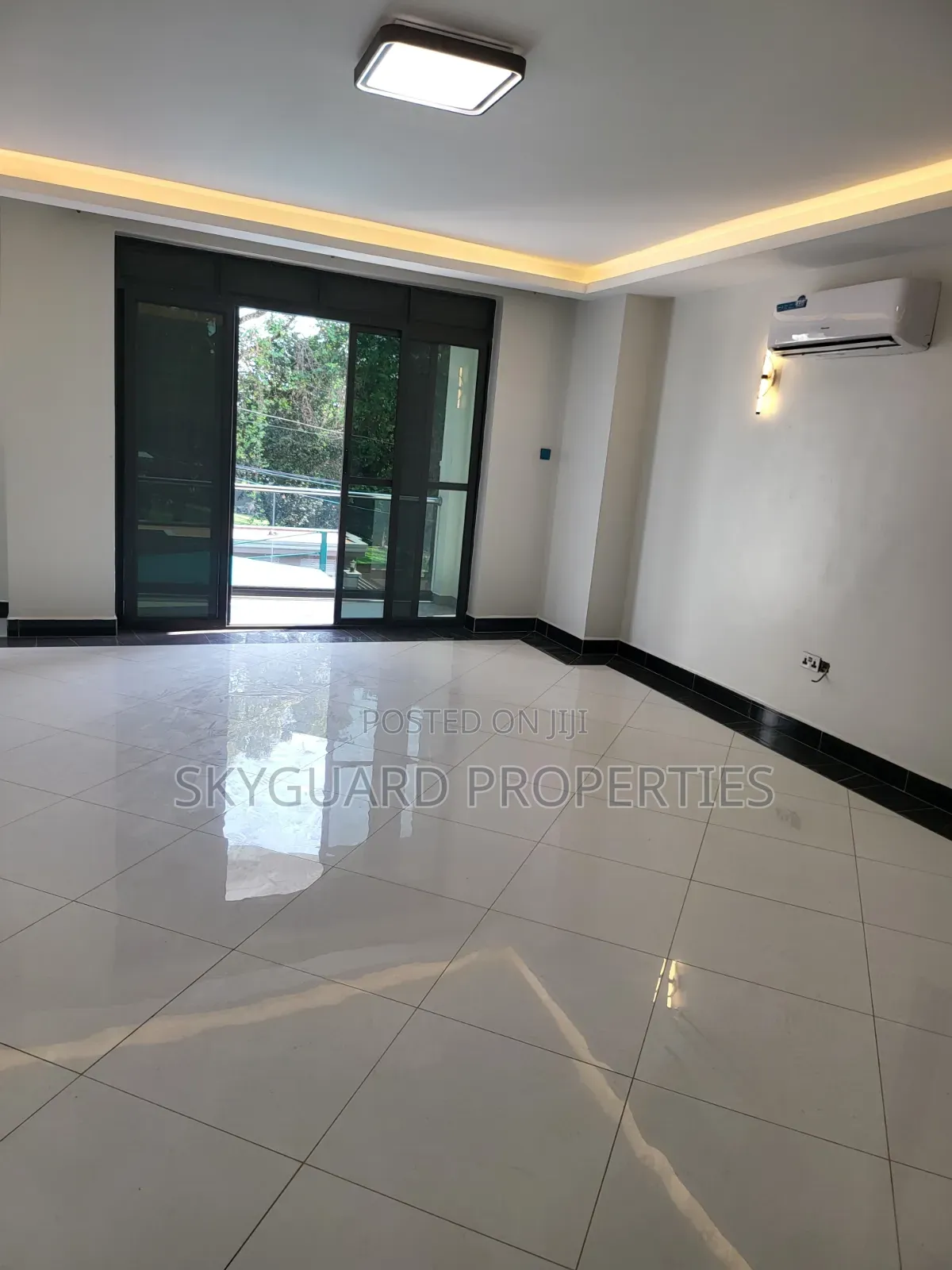 3bdrm Apartment in Muyenga, Central Division for rent in Central Division