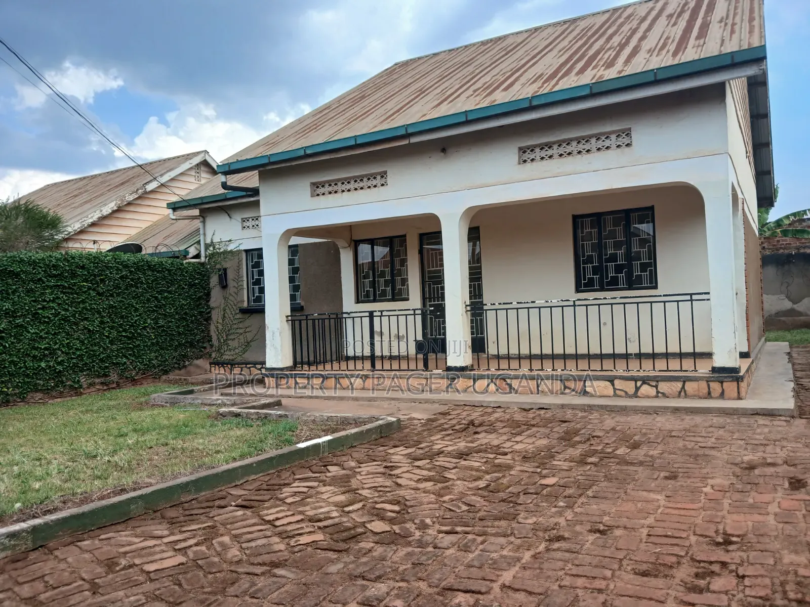 2bdrm House in Kireka, Kira for rent in Kira