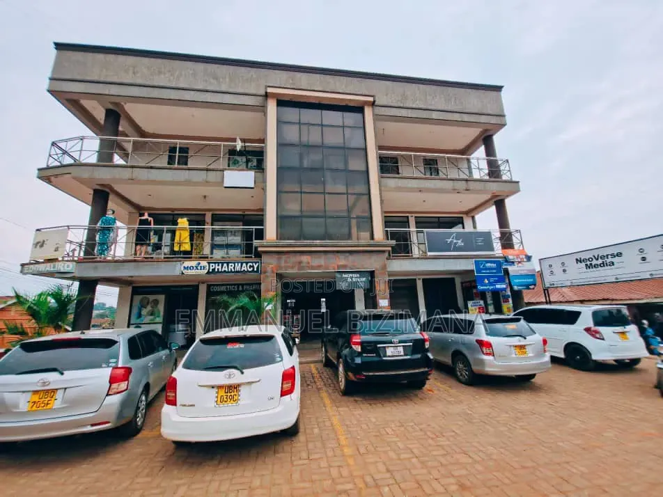 Shopping Mall for Sale in Central Division