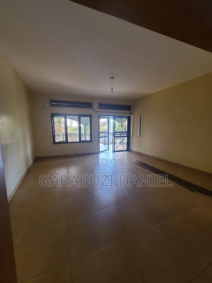 Furnished 3bdrm House in Kitendde, Wakiso / Wakiso for sale in Wakiso / Wakiso