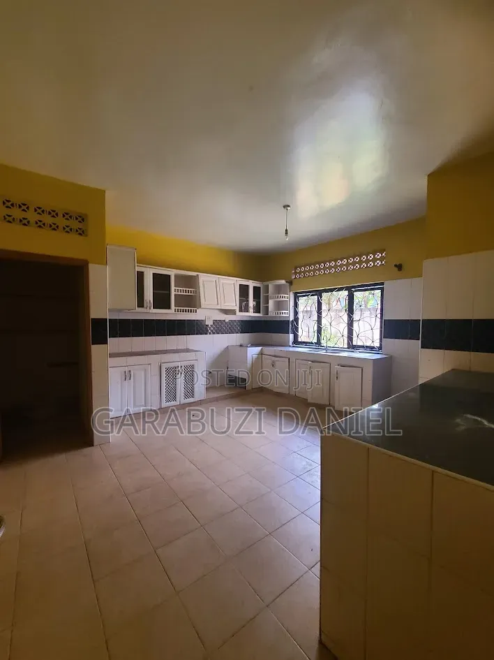 Furnished 3bdrm House in Kitendde, Wakiso / Wakiso for sale in Wakiso / Wakiso