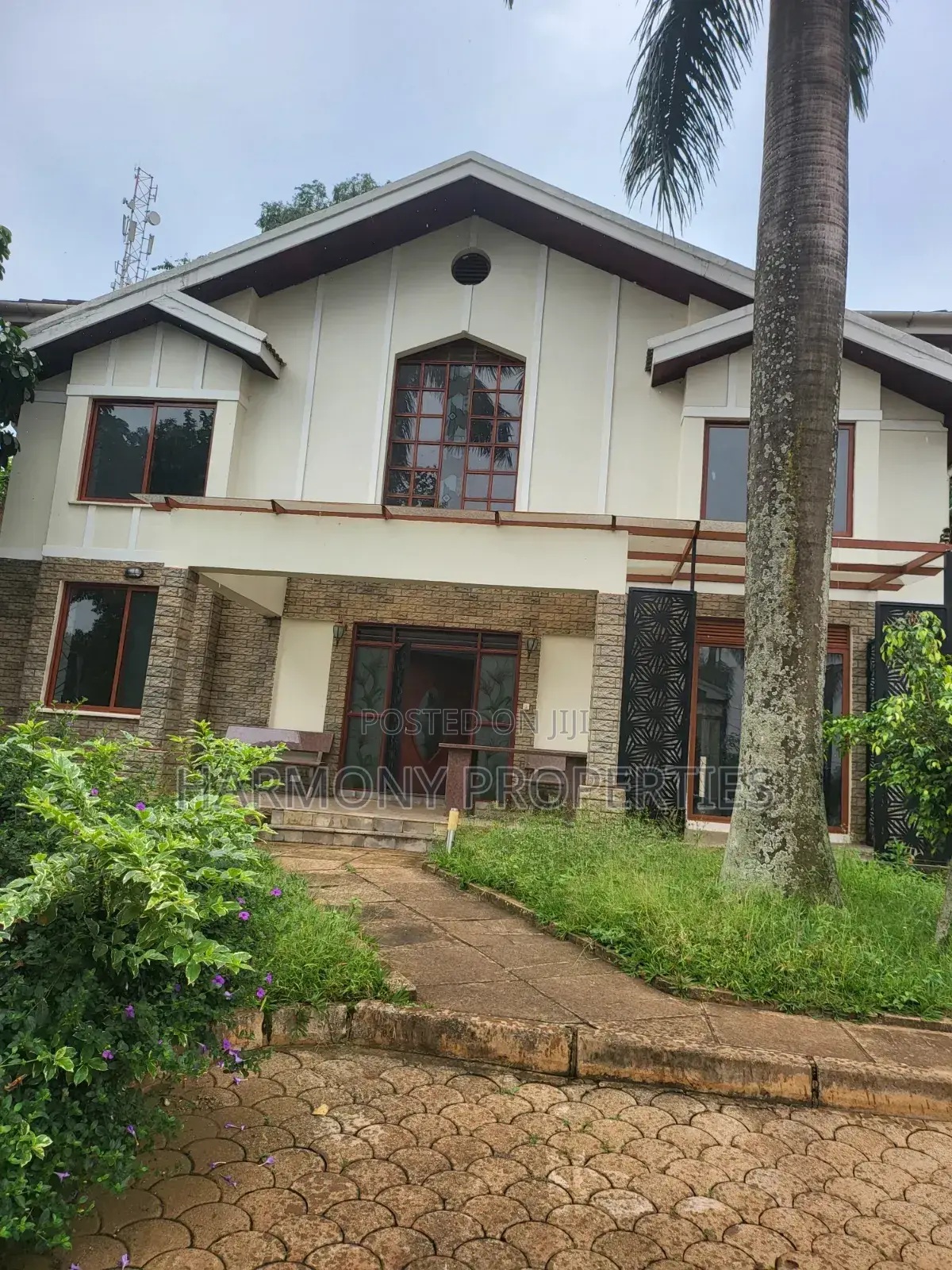 5bdrm Villa in Bugolobi, Central Division for rent in Central Division