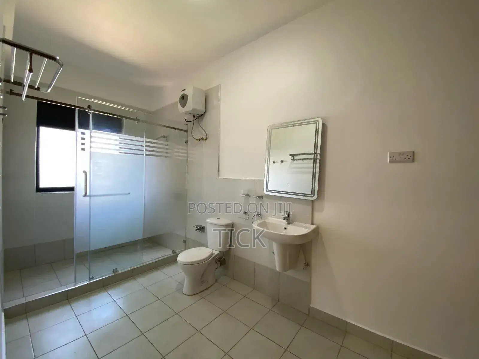 3bdrm Apartment in Lubowa, Central Division for rent in Central Division