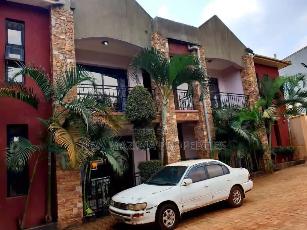 12bdrm Block of Flats in Kyaliwajjara, Central Division for sale in Central Division