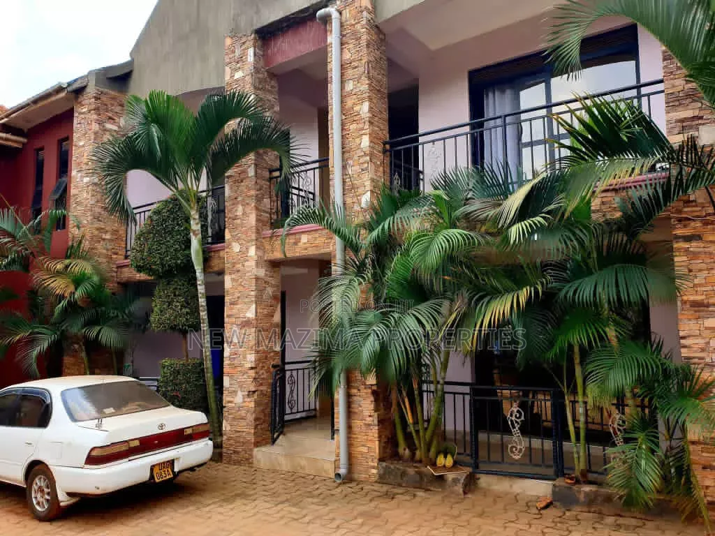 12bdrm Block of Flats in Kyaliwajjara, Central Division for sale in Central Division