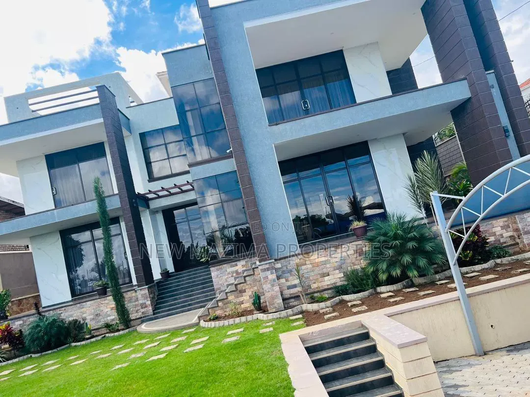 5bdrm Maisonette in Namulands, Central Division for sale in Central Division