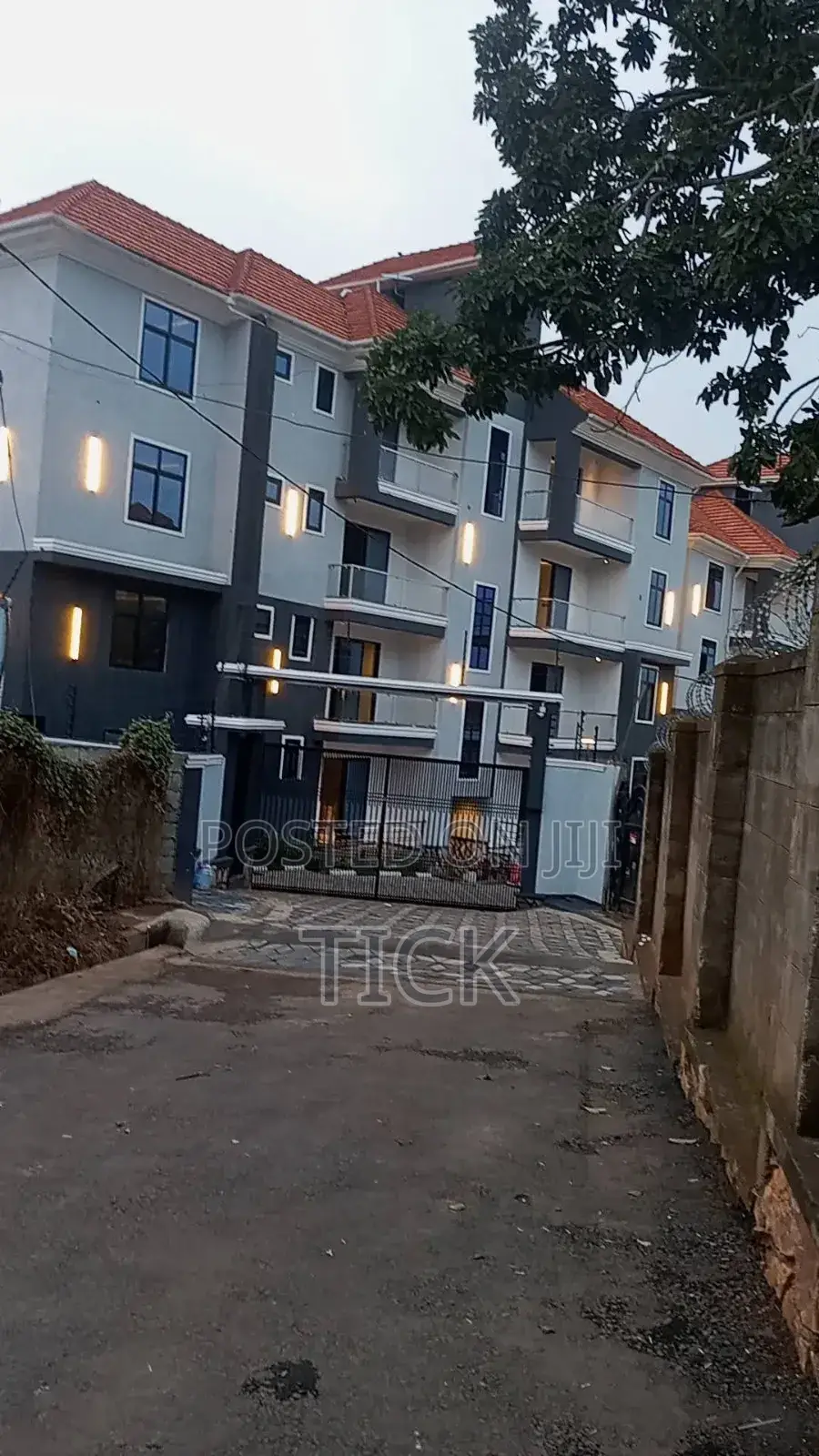 3bdrm Apartment in Lubowa, Central Division for rent in Central Division