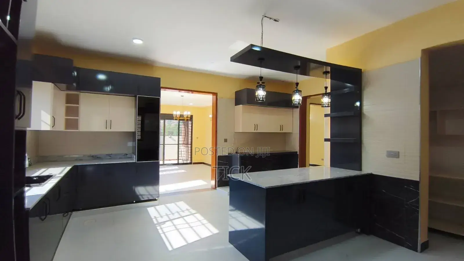 5bdrm Duplex in Akright, Central Division for rent in Central Division