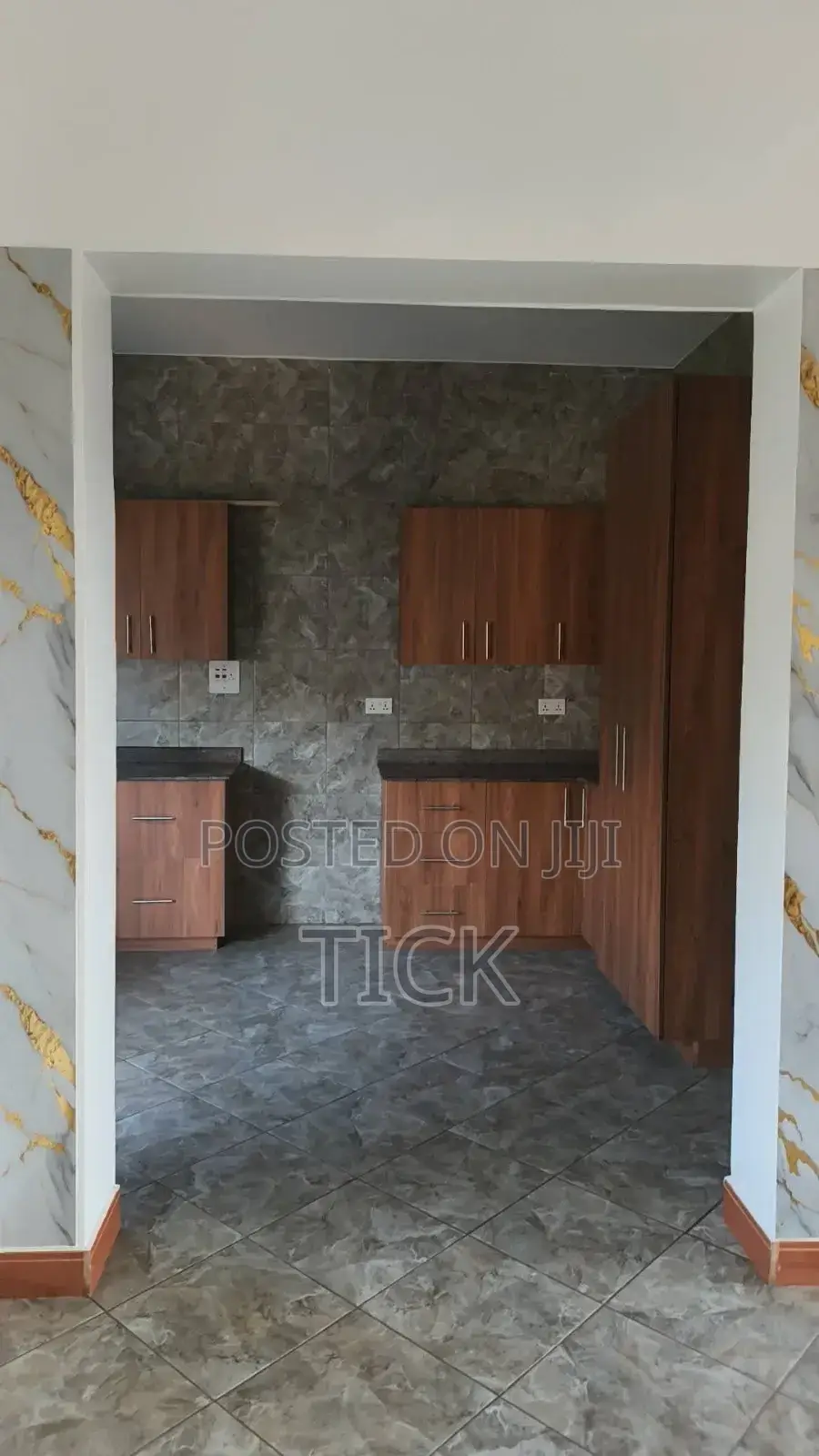 3bdrm Apartment in Lubowa, Central Division for rent in Central Division