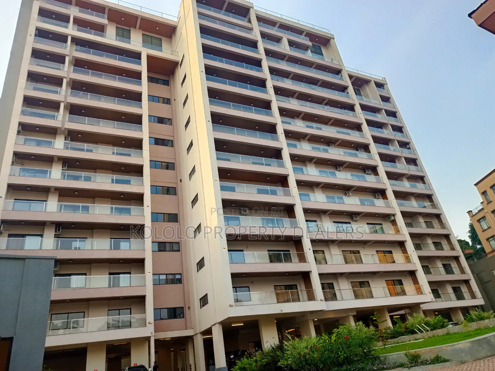 3bdrm Apartment in Kololo, Central Division for sale in Central Division