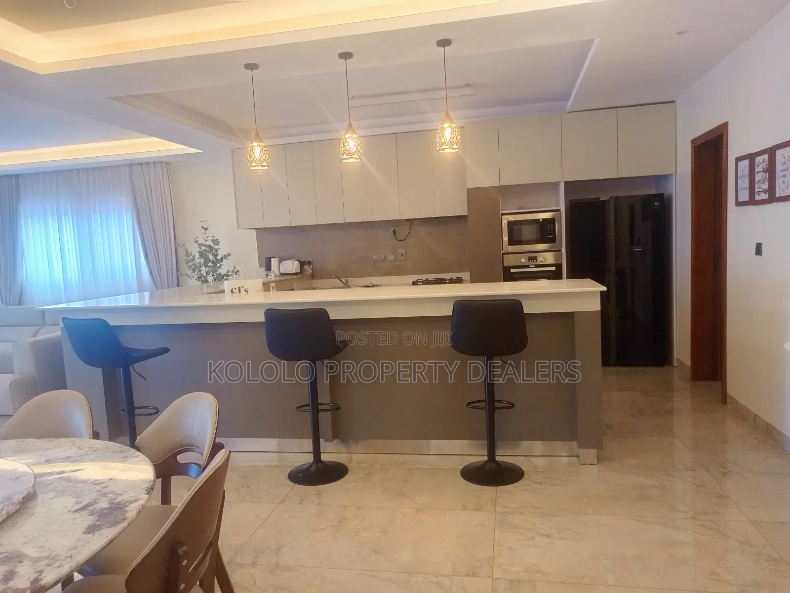 3bdrm Apartment in Kololo, Central Division for sale in Central Division