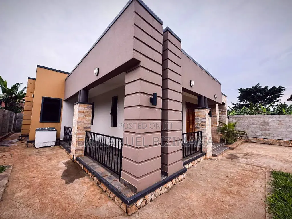 Furnished 3bdrm Bungalow in Kira, Central Division for sale in Central Division