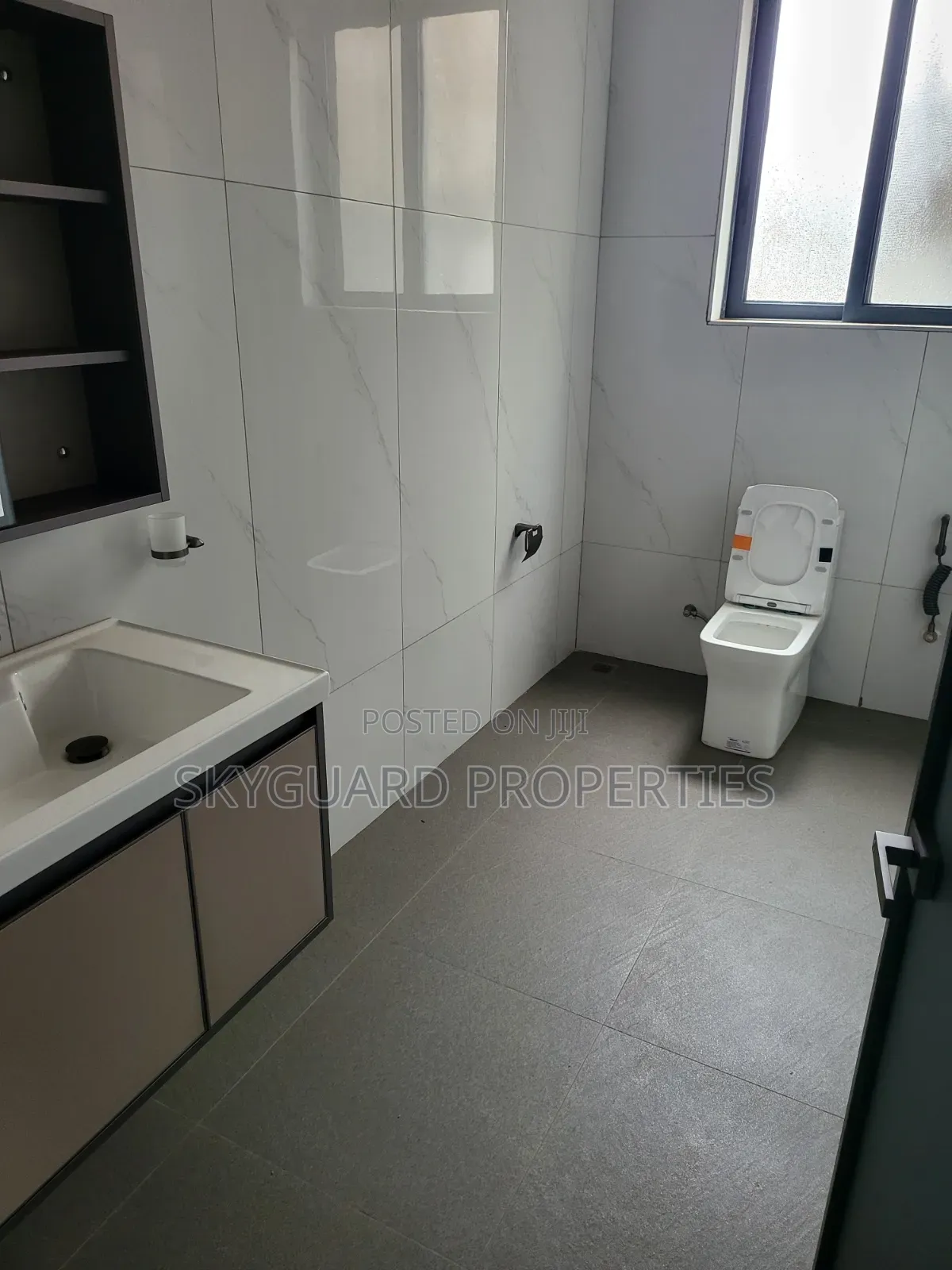 6bdrm Villa in Munyonyo, Central Division for rent in Central Division