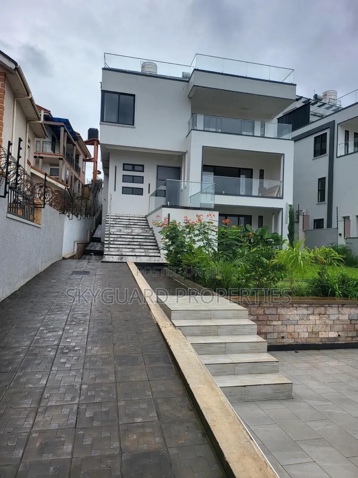 6bdrm Villa in Munyonyo, Central Division for rent in Central Division