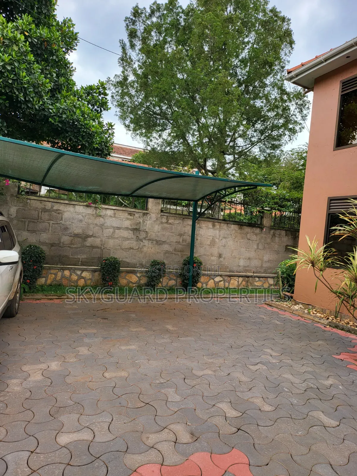 5bdrm House in Muyenga Bukasa, Central Division for rent in Central Division