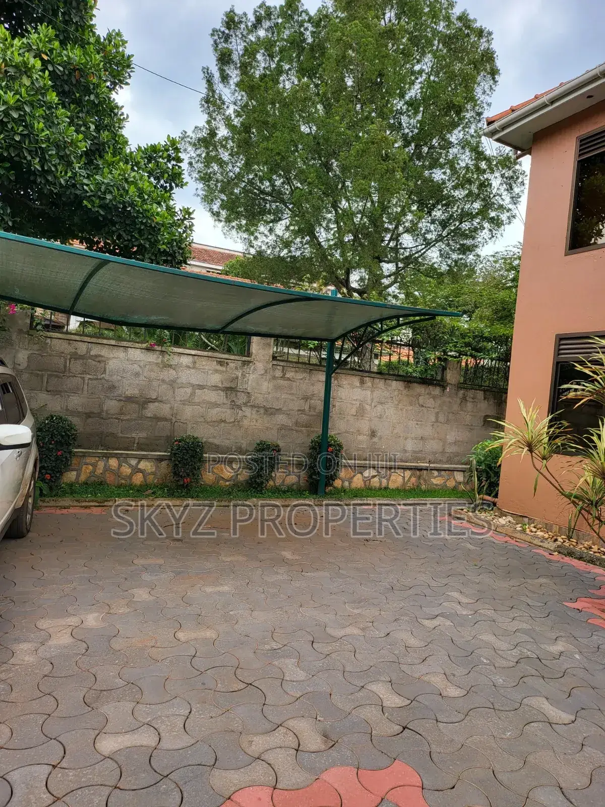 5bdrm House in Muyenga Bukasa, Central Division for rent in Central Division