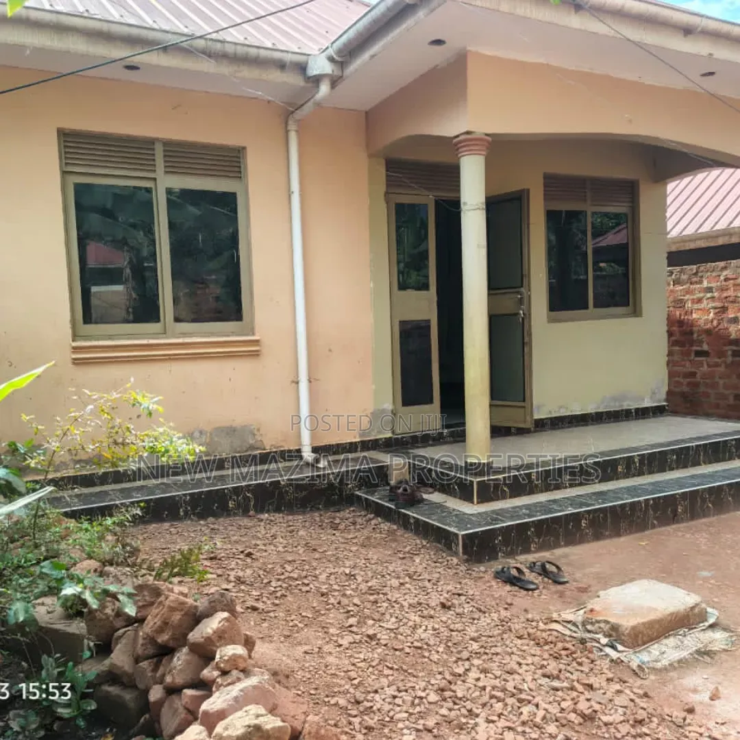 2bdrm House in Bulenga Town, Central Division for sale in Central Division