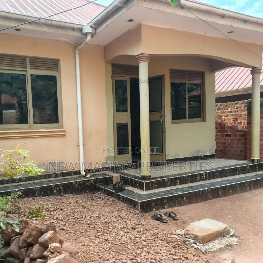 2bdrm House in Bulenga Town, Central Division for sale in Central Division