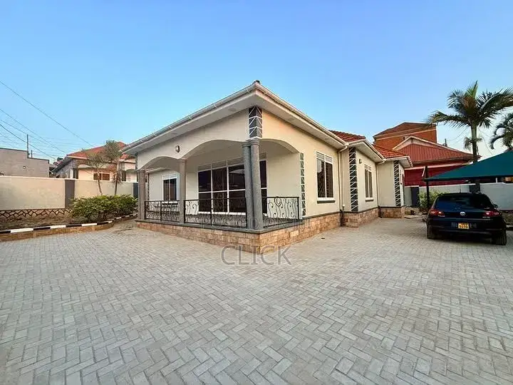 4bdrm House in Kyanja, Central Division for sale in Central Division