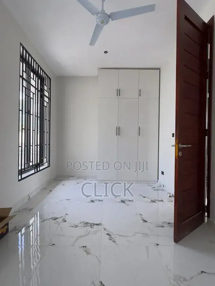 3bdrm Apartment in Lubowa, Central Division for rent in Central Division