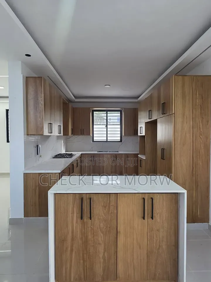 5bdrm Duplex in Alright, Central Division for rent in Central Division