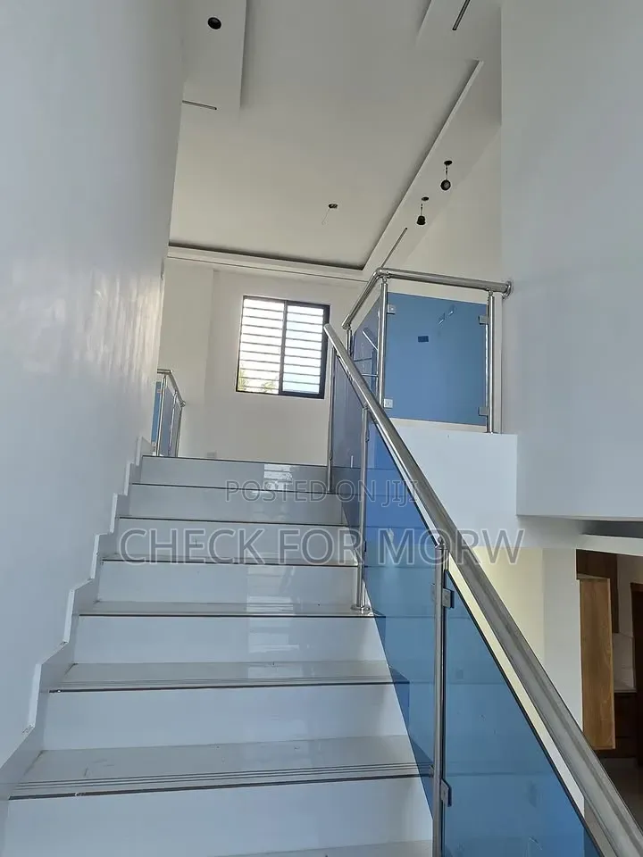 5bdrm Duplex in Alright, Central Division for rent in Central Division