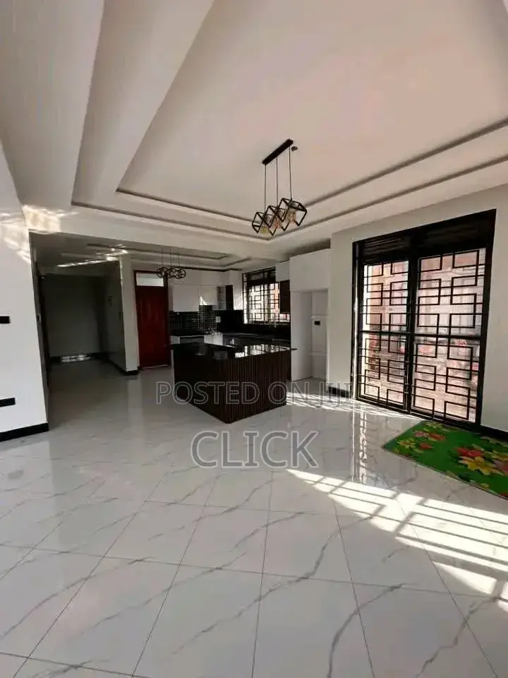 5bdrm Duplex in Bugolobi, Central Division for rent in Central Division
