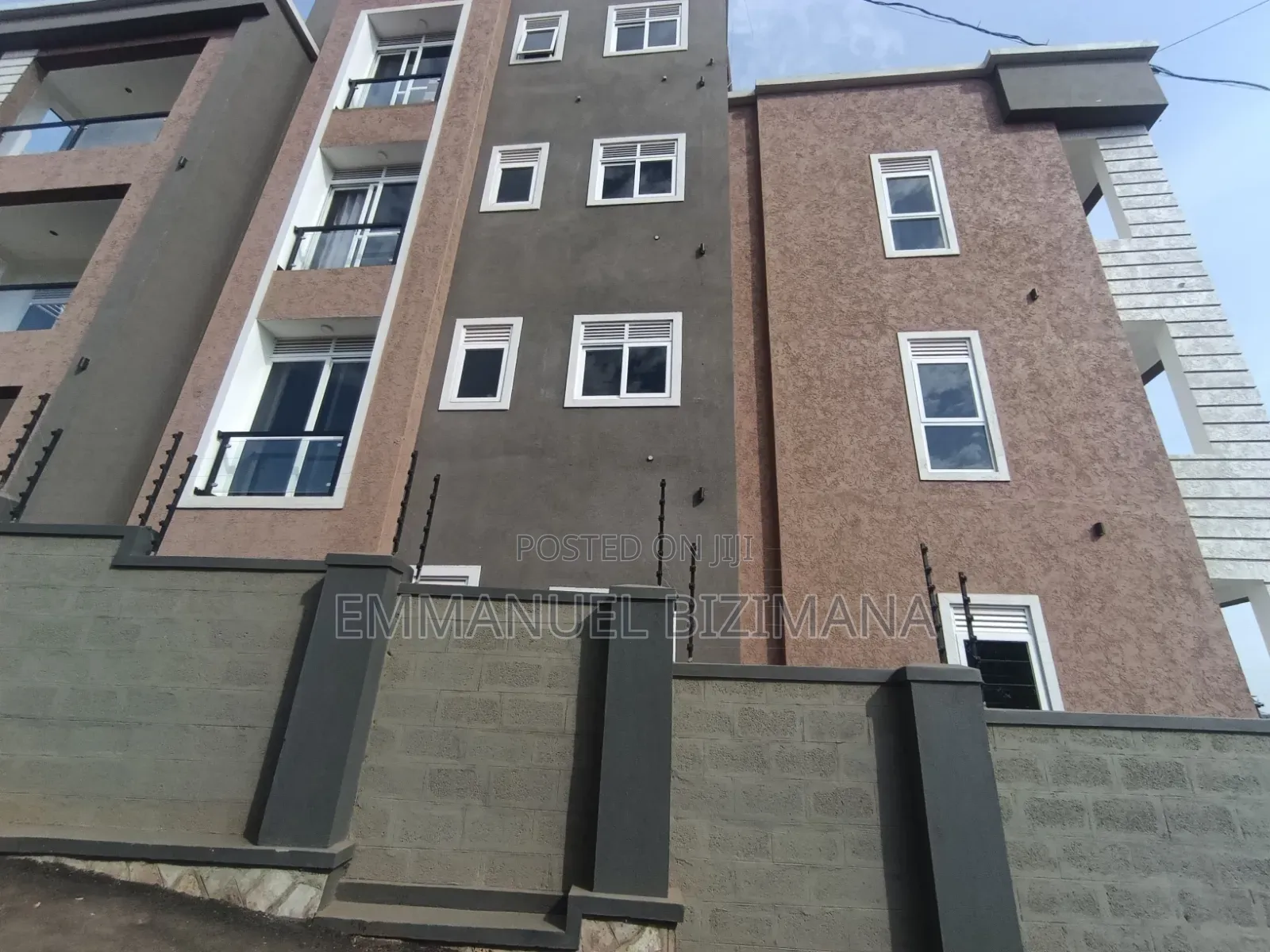 Furnished 2bdrm Block of Flats in Kyanja, Central Division for sale in Central Division