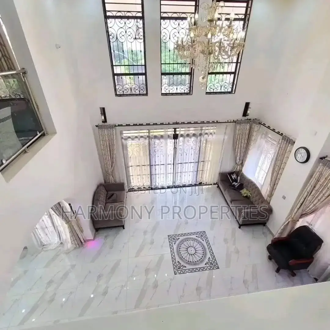 6bdrm Mansion in Munyonyo, Central Division for rent in Central Division