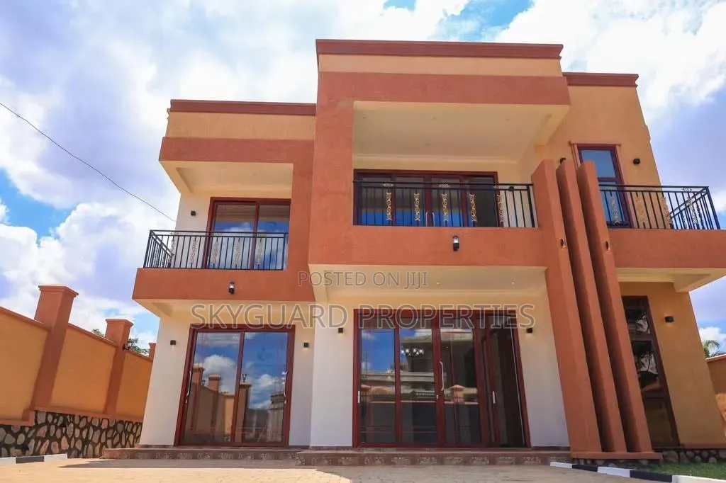 6bdrm Mansion in Bunga, Central Division for rent in Central Division