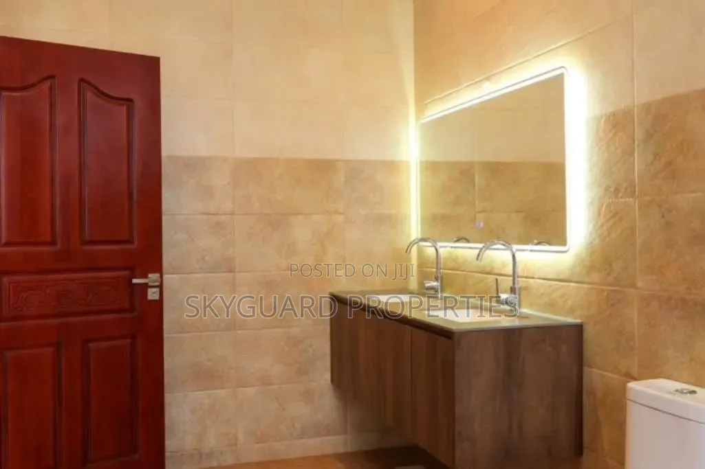 6bdrm Mansion in Bunga, Central Division for rent in Central Division