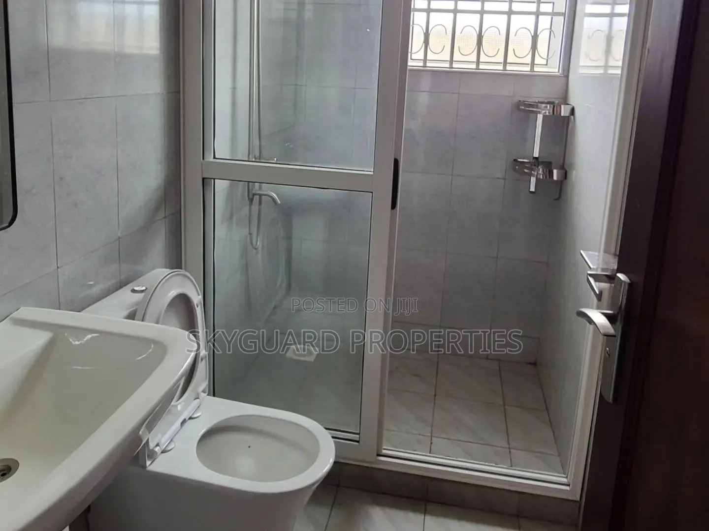 2bdrm Apartment in Konge Lukuli, Central Division for rent in Central Division