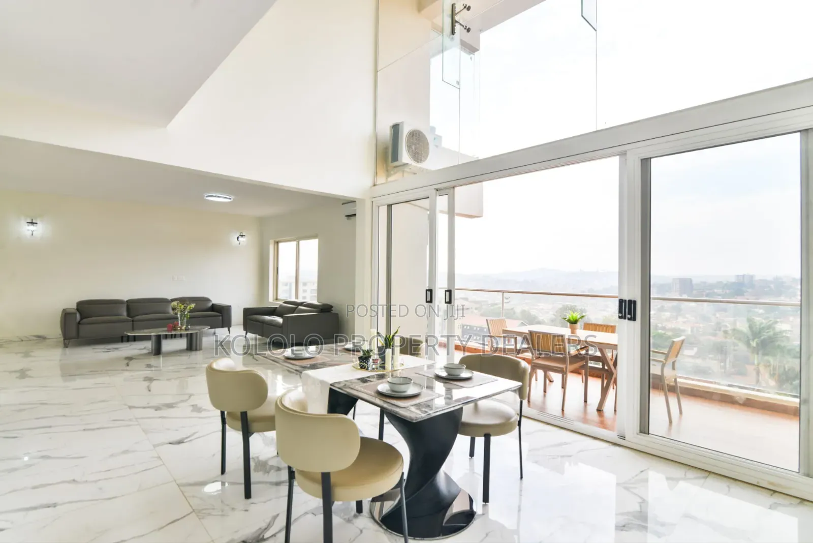 Furnished 4bdrm Penthouse in Near Acacia Mall, Central Division in Central Division