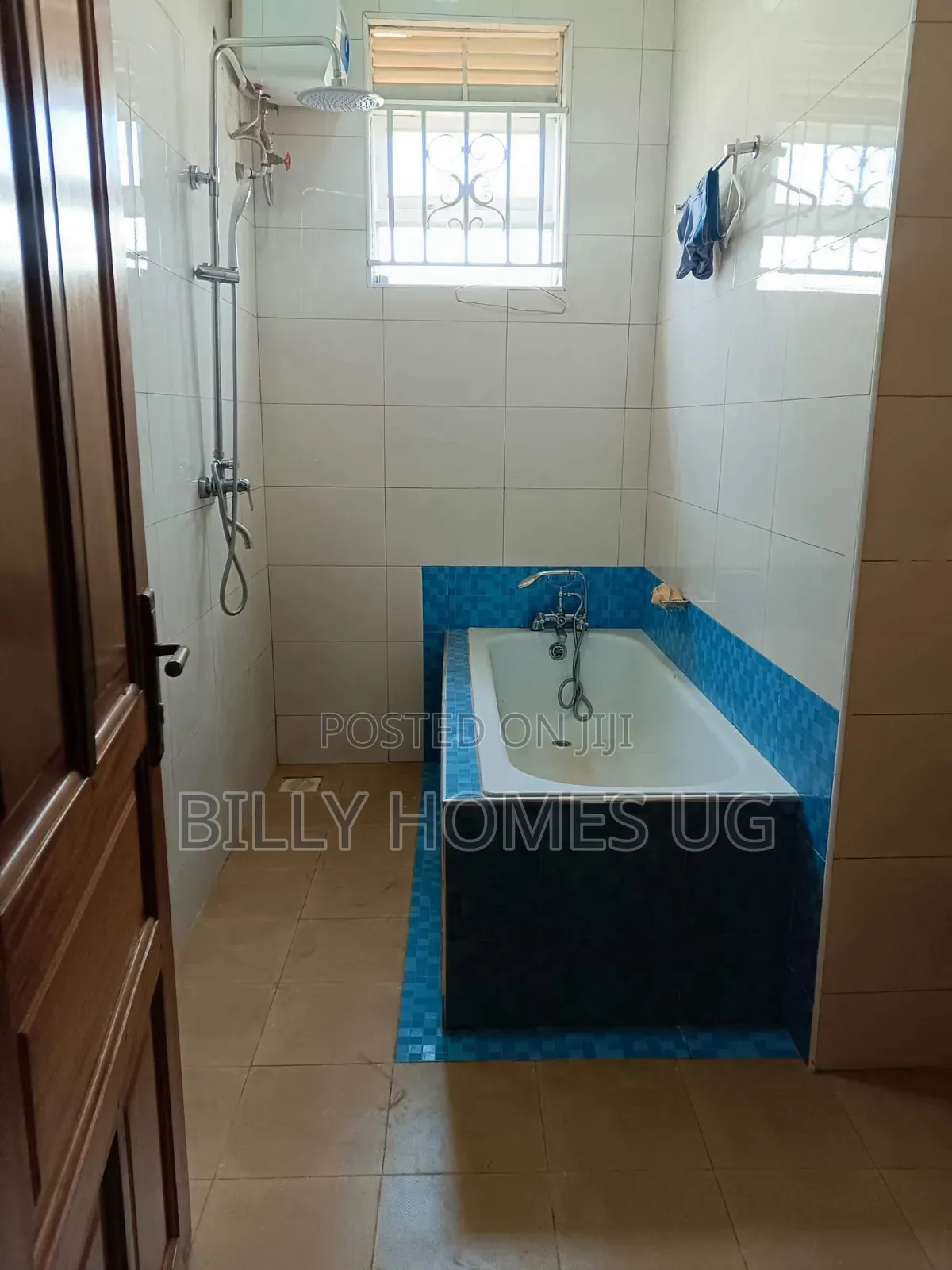 4bdrm Bungalow in Ssisa for sale in Ssisa