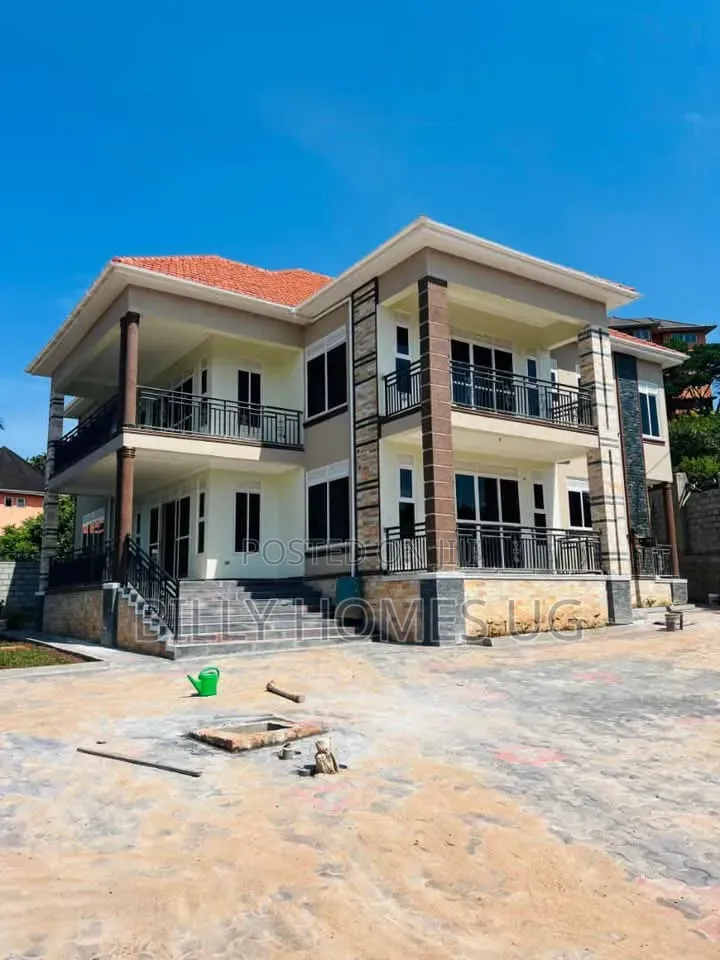 6bdrm Mansion in Ssisa for sale in Ssisa