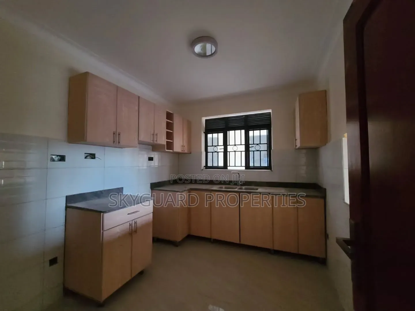 2bdrm Apartment in Makindye Kizungu, Central Division for rent in Central Division