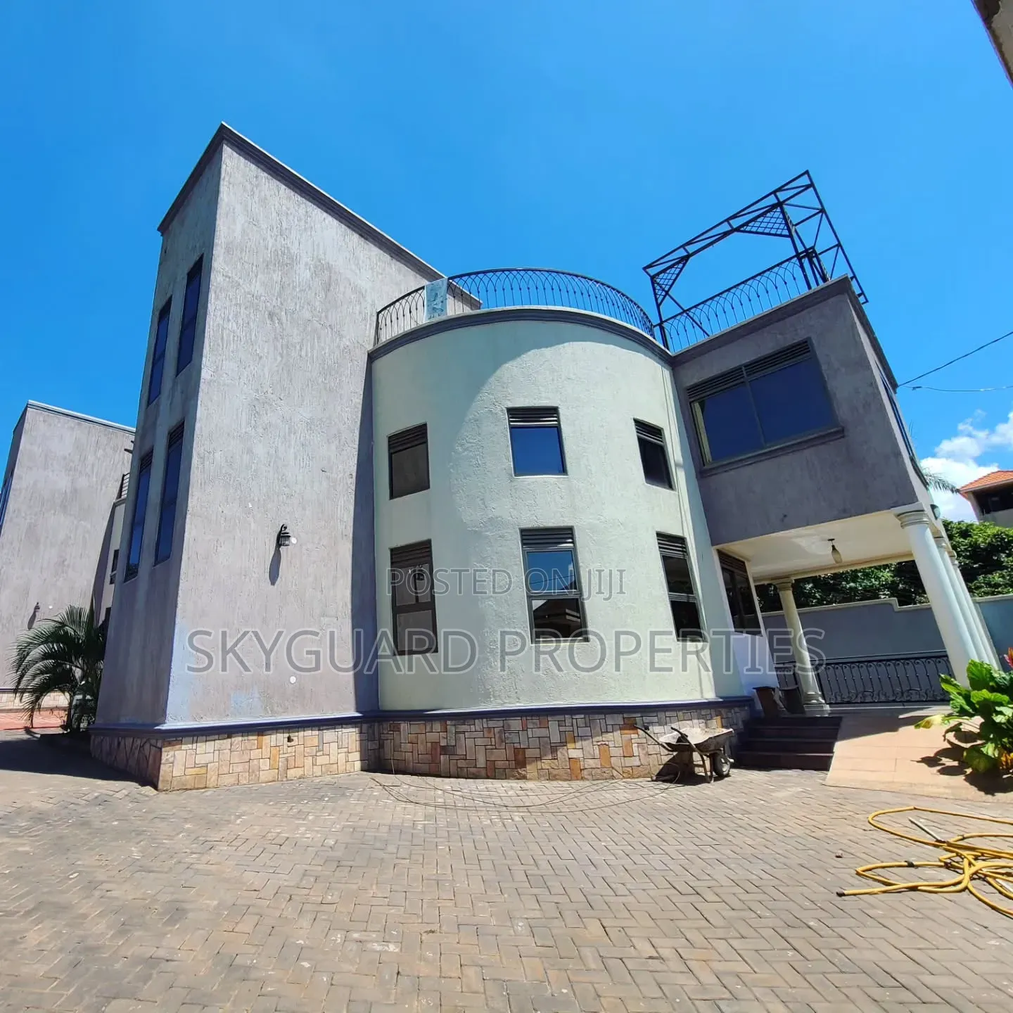 4bdrm Villa in Buziga, Central Division for rent in Central Division