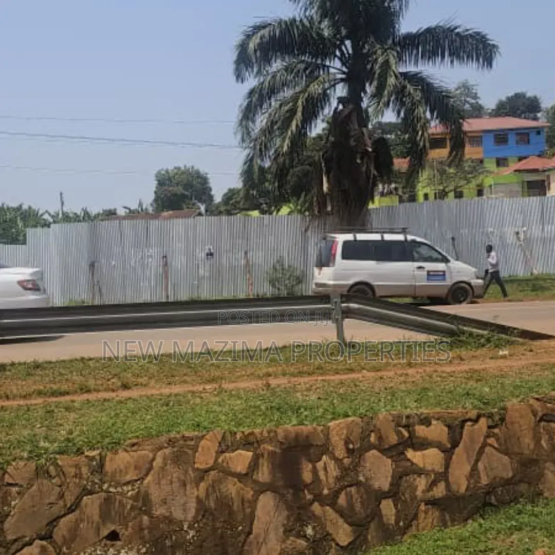 Full Acre With 30 Decimals Onsale Measuring Direct Bwebajja Ntebe Rd in Central Division