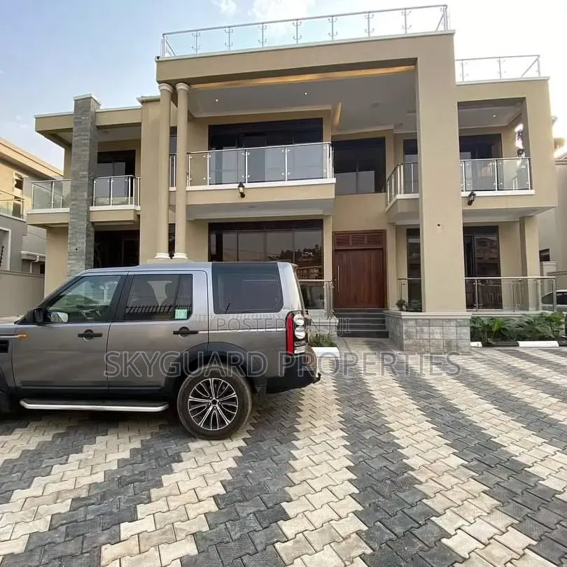 6bdrm Mansion in Munyonyo, Central Division for rent in Central Division
