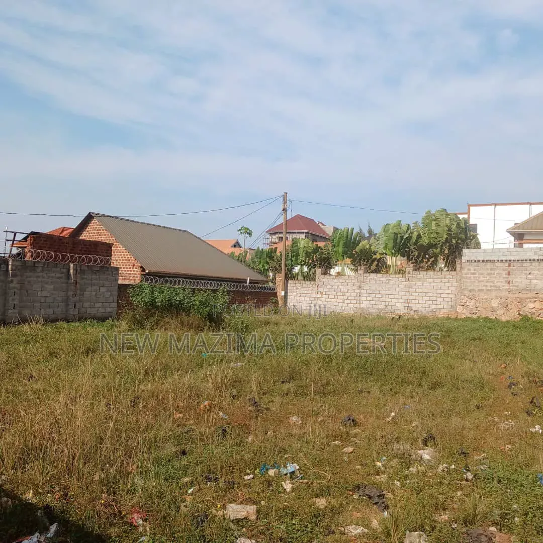 100 Ft X 100 Ft Plot on Quicksale Just After Munyonyo on Kigo Rd in Central Division