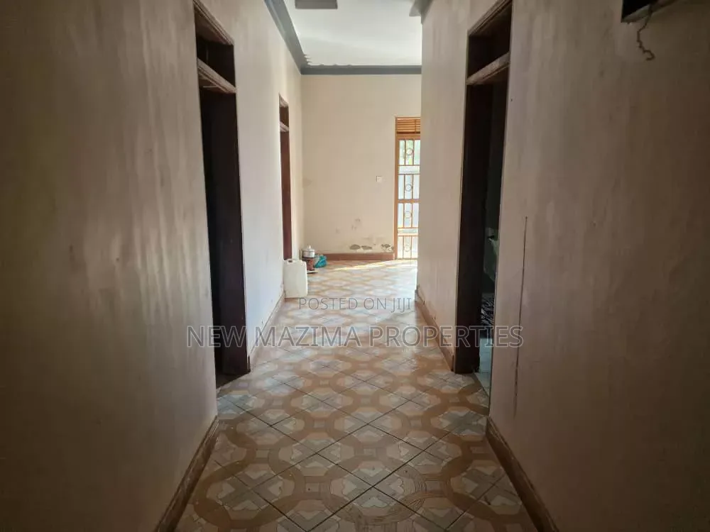 Gues House With Over 9 Self Contained Guest Rooms on Sale in Central Division