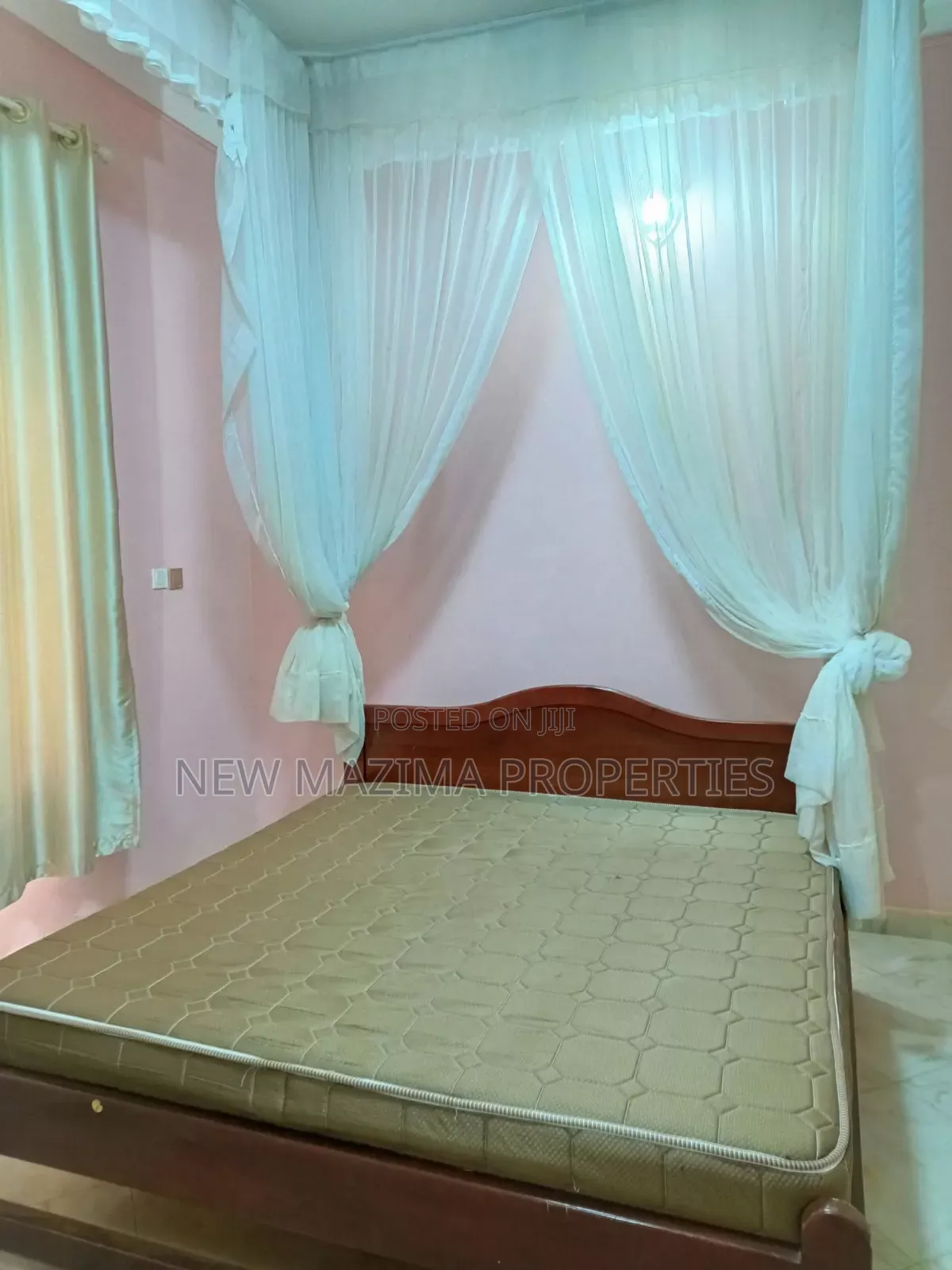 4bdrm Bungalow in Kitende Ntebe Rd, Central Division for sale in Central Division