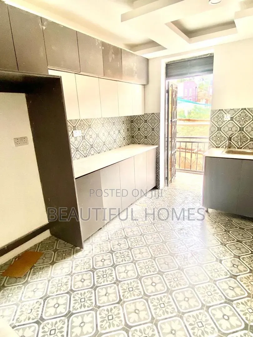 Furnished 2bdrm Condo in Muyenga, Makindye for sale in Makindye