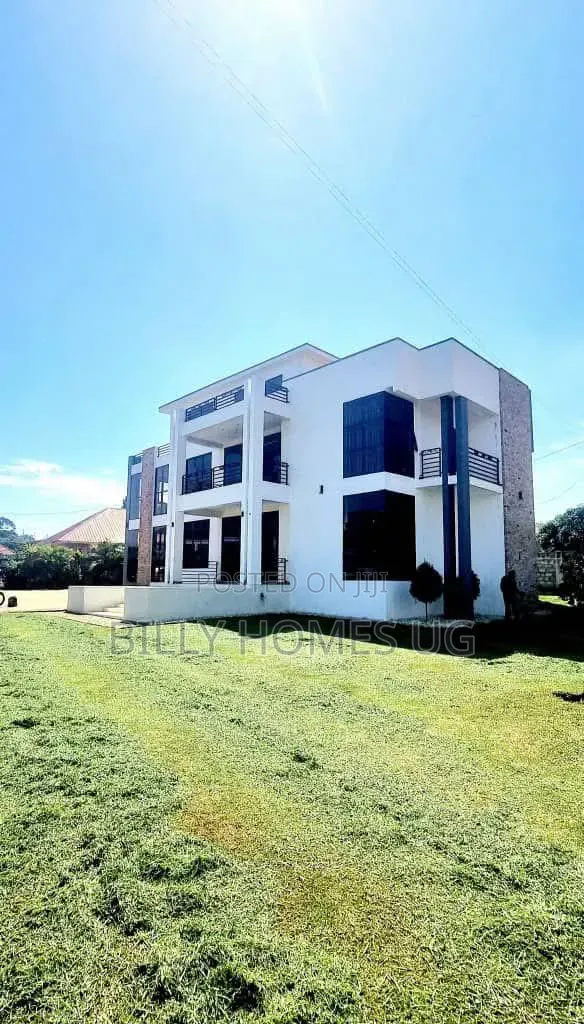 6bdrm Mansion in Katabi for sale in Katabi