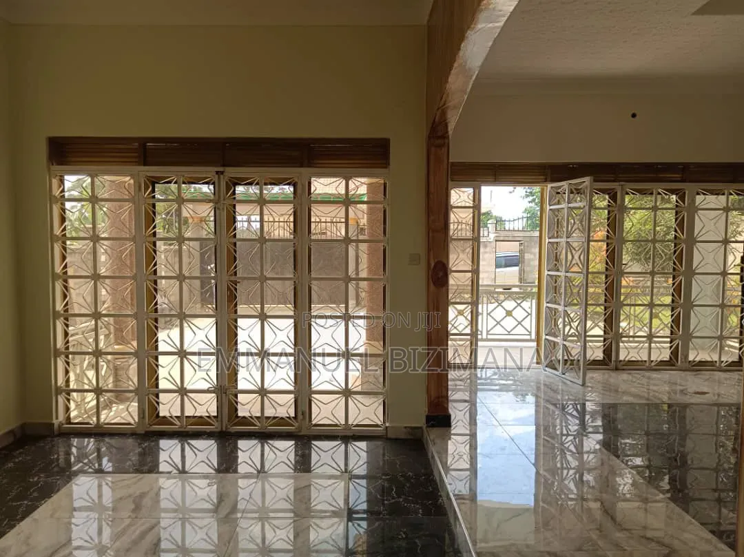 Furnished 3bdrm Bungalow in Mukono, Central Division for sale in Central Division